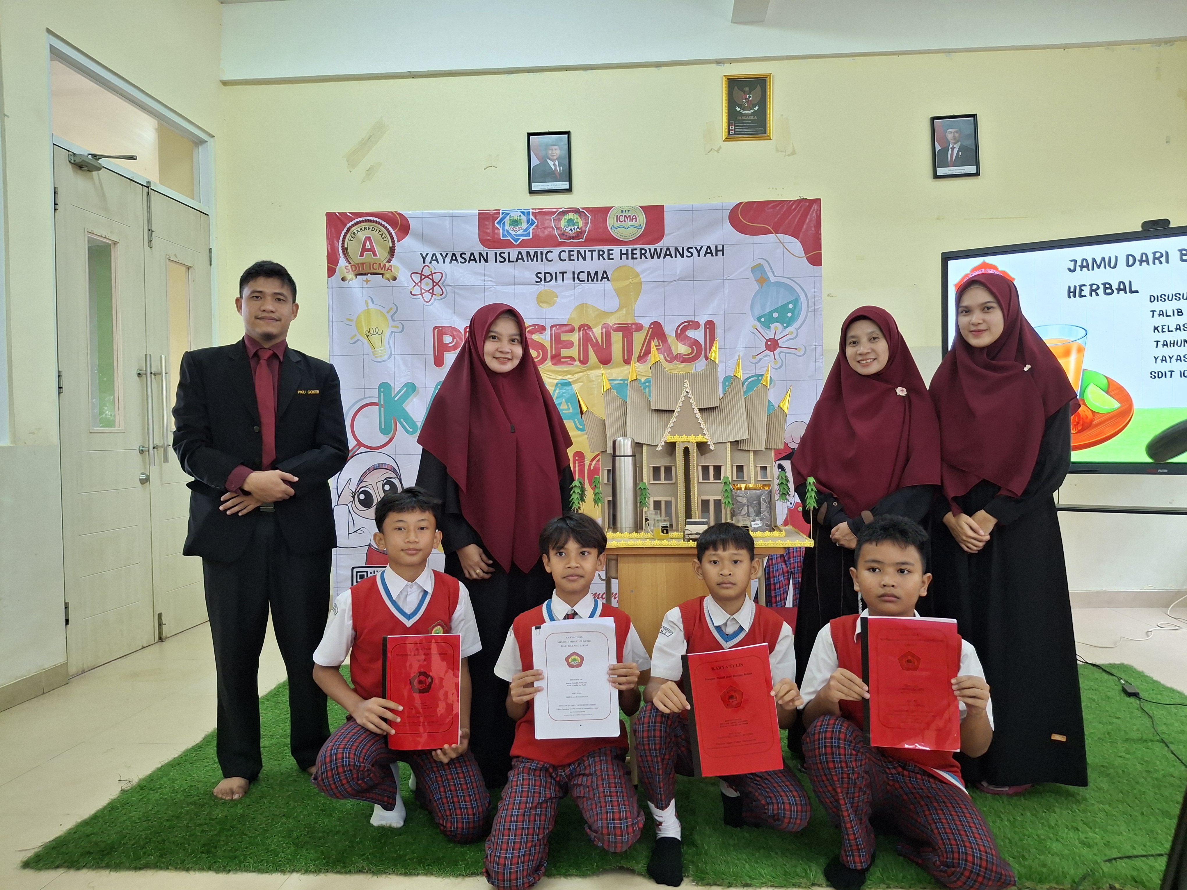 Presentasi KTI SDIT ICMA Day 1