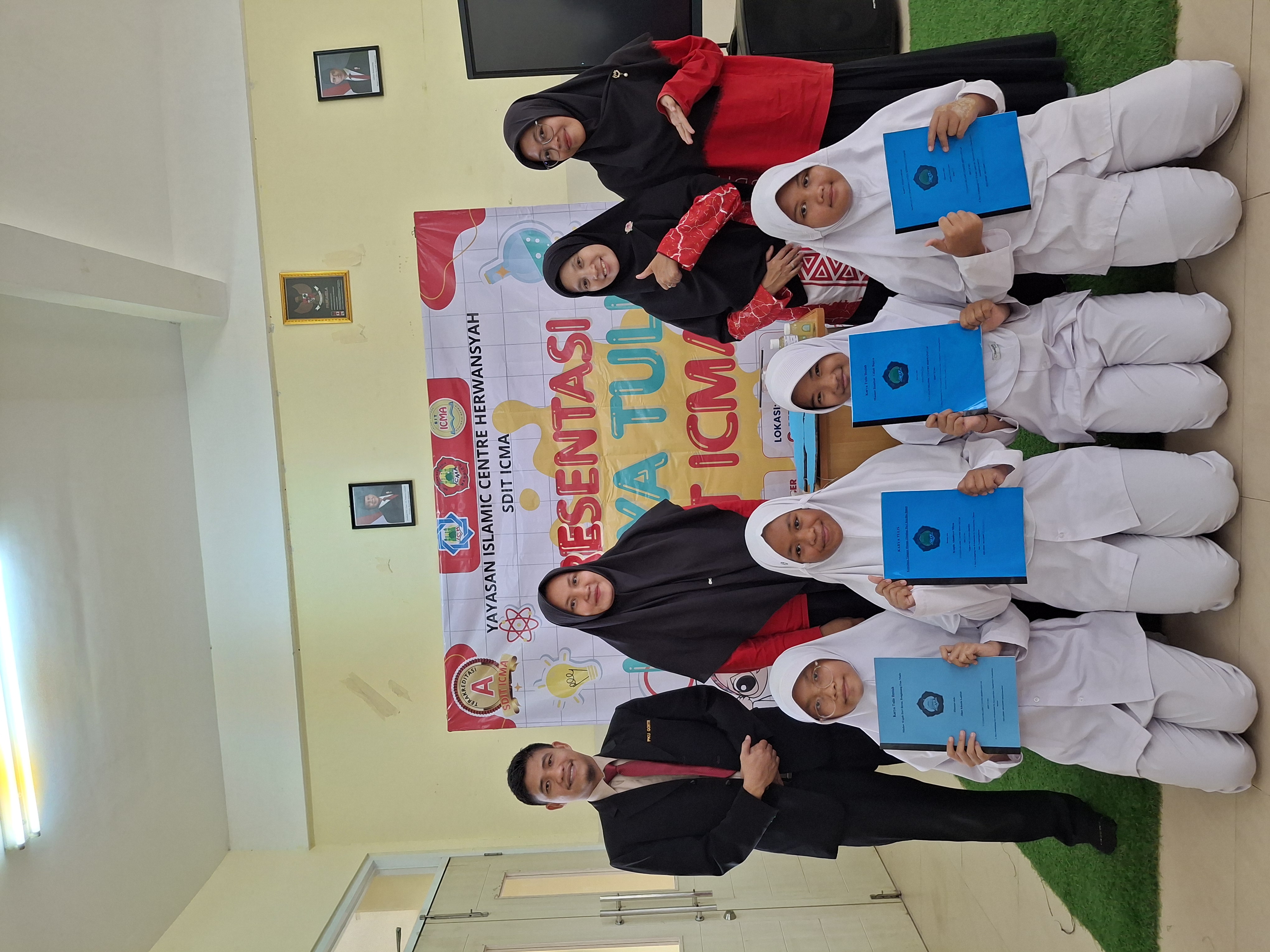 Presentasi KTI SDIT ICMA Day 2