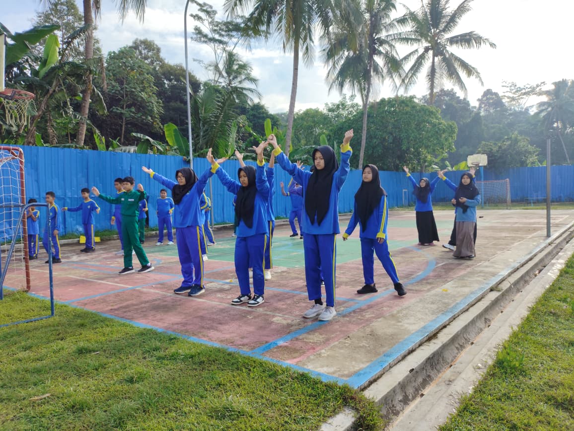 Senam Ceria Hari Selasa Bersama SMPIT ICMA